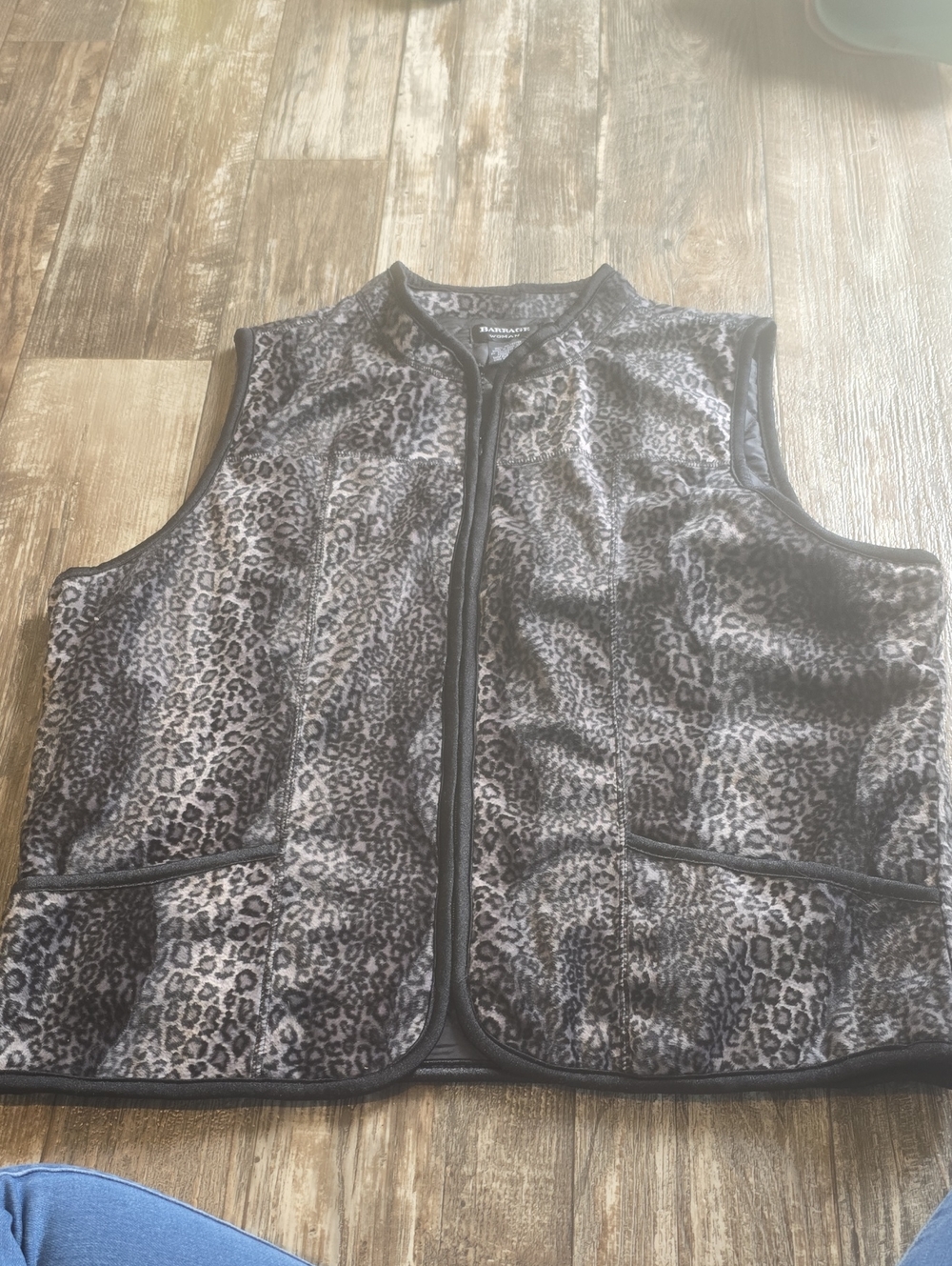 Dana Buchman Black Leopard Print Quilted Vest